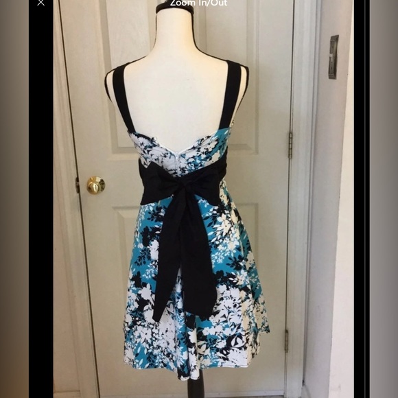 B. Smart Y2K Sleeveless Floral Formal Dress Umpire waist Blue and White Size 4 - Picture 7 of 13